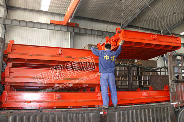 中煤集团一批防水密闭门发往陕西