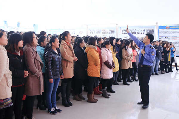 中煤集团特邀消防专家开展安居防火知识讲座