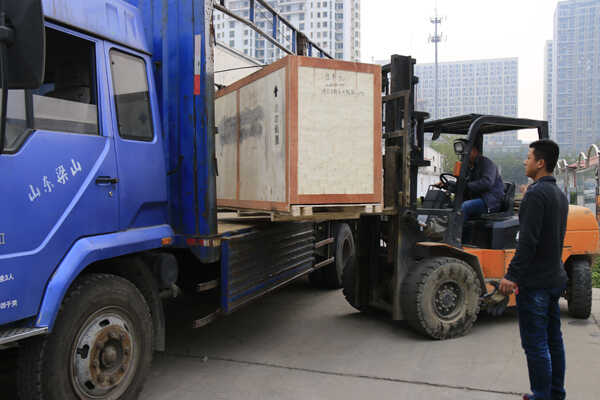 中煤集团一批矿用乳化液泵发往印度尼西亚